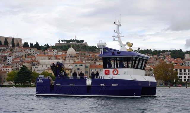 ISKRA ŠIBENIK - HIBRIDNI BROD a (13)